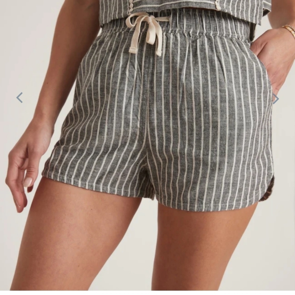 Marine Layer Gray and White Striped Linen Blend Shorts - Picture 3 of 7